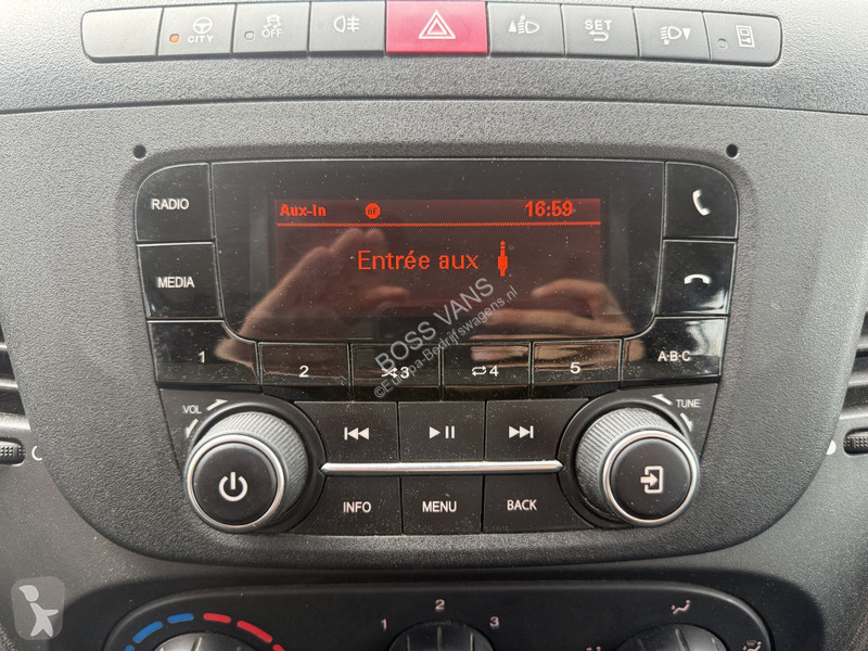 Samochód dostawczy Iveco 35C16 3.0 Dubbele...