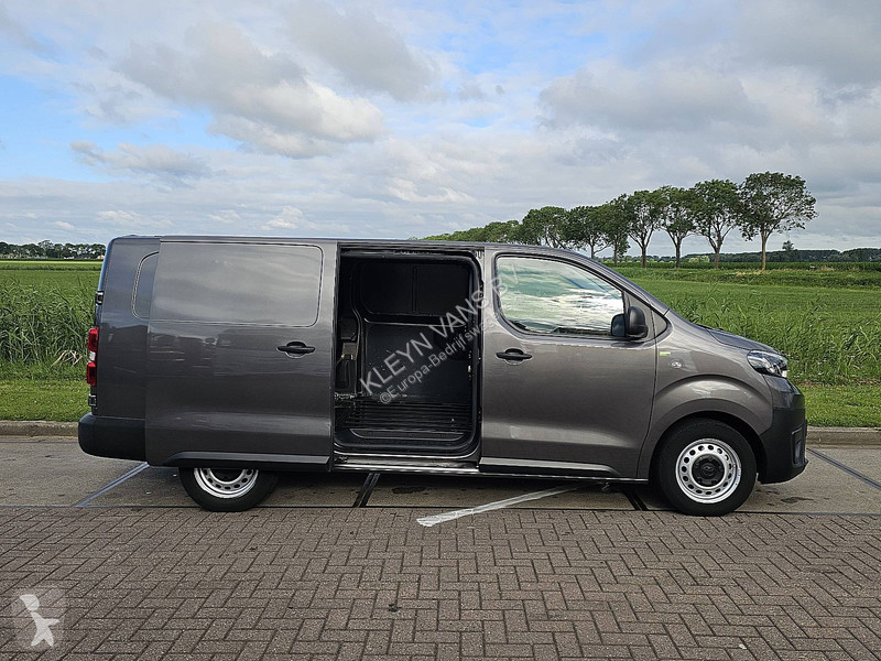 Véhicule utilitaire Toyota 2.0 L3 ac aut EURO6...