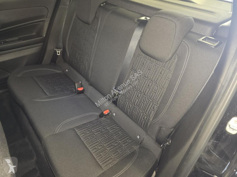 Samochód dostawczy Fiat FIAT 600 1.2 Hybrid -...