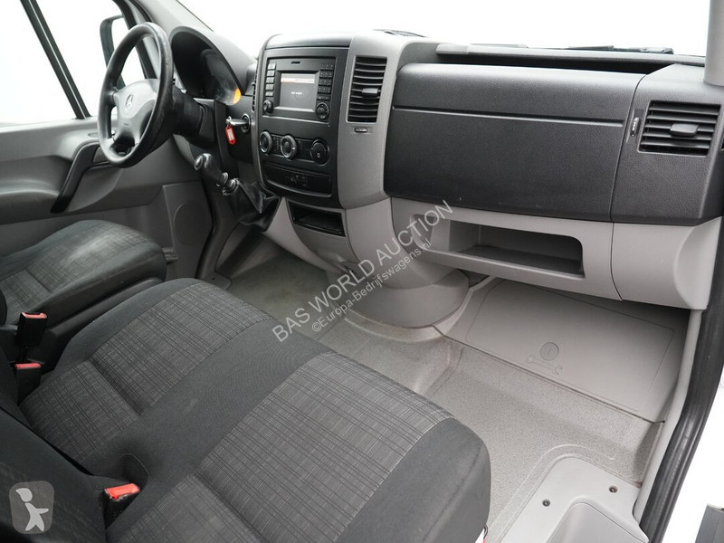 Haszongépjármű Mercedes 313 CDI