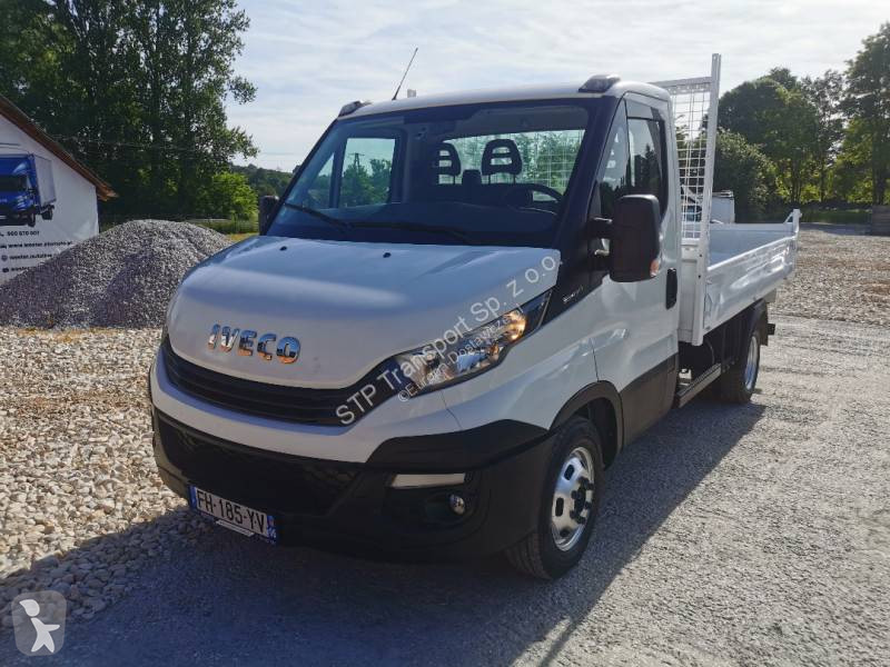 عربة نفعية Iveco