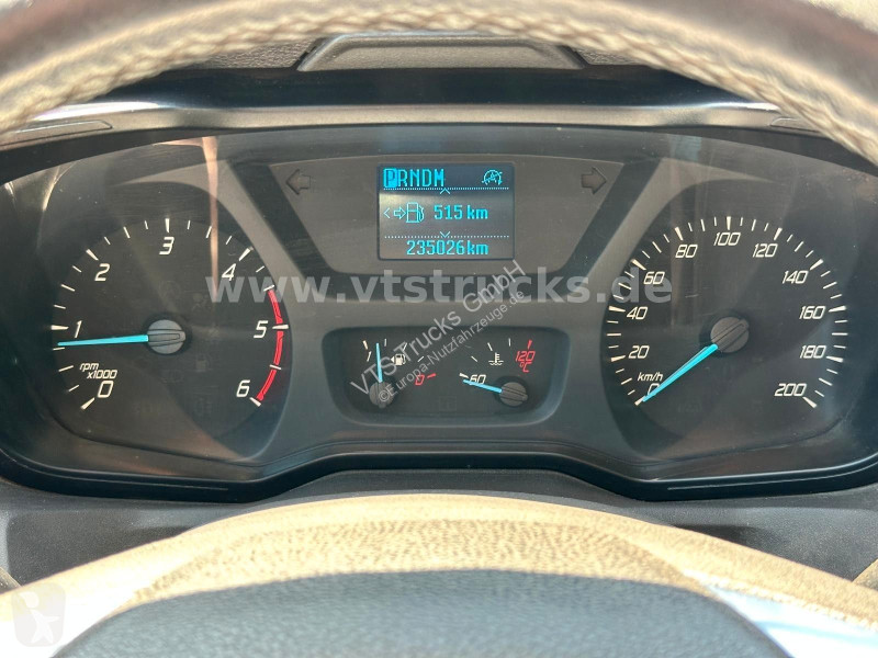 Véhicule utilitaire Ford Pritsche 350 L3...