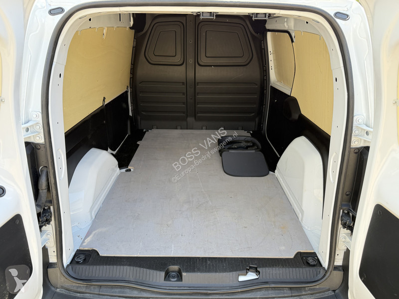 Furgoneta Mercedes 112 51kWh L2 284 WLTP 98%...