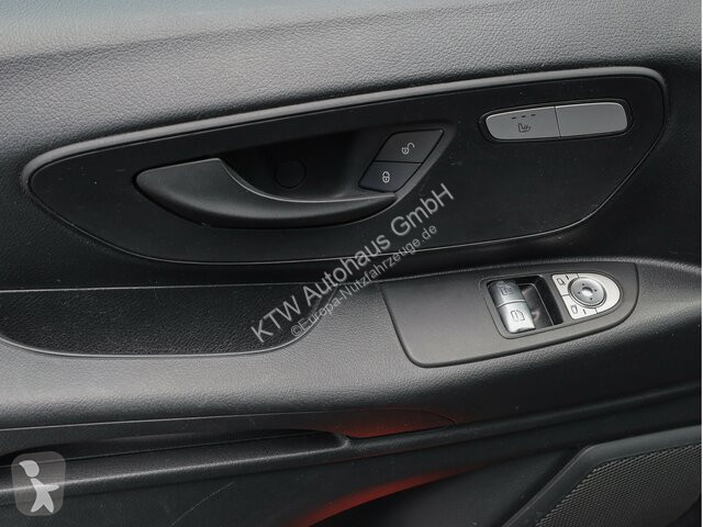 Véhicule utilitaire Mercedes Vito 114...