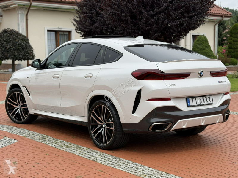 Samochód dostawczy BMW X6