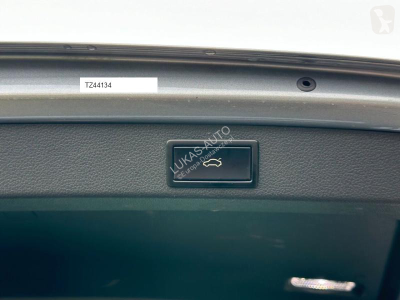 عربة نفعية Skoda 2.0 TDI SCR 147kW DSG STYLE COMBI