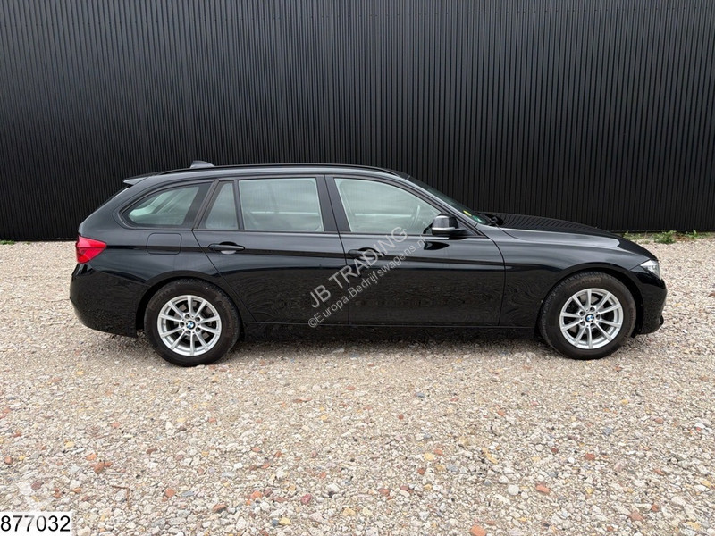 عربة نفعية BMW 3-serie