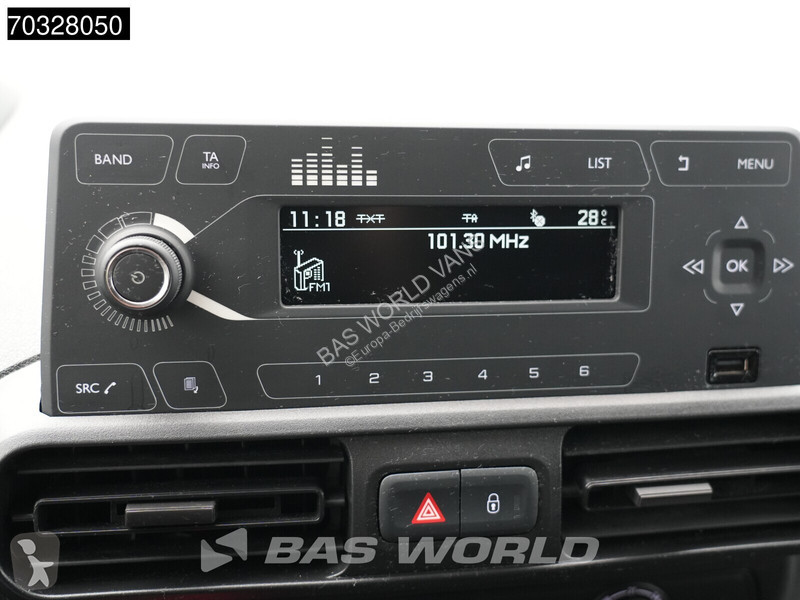 Samochód dostawczy Peugeot Benzine L1H1 Airco...