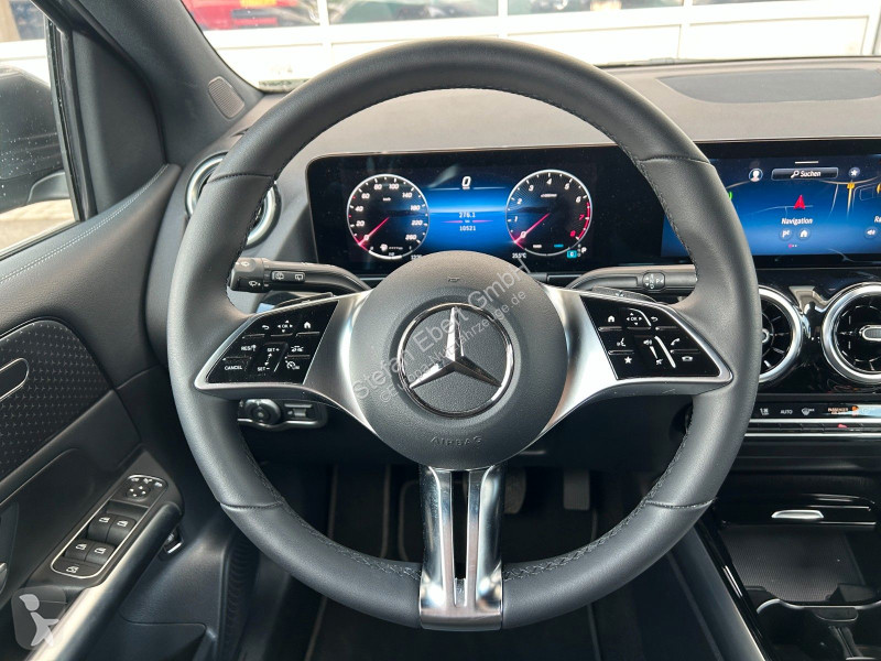Véhicule utilitaire Mercedes B 180...