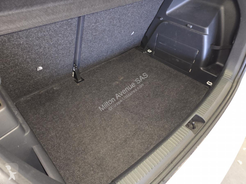 عربة نفعية Skoda FABIA 1.0 TSI - 95 Business