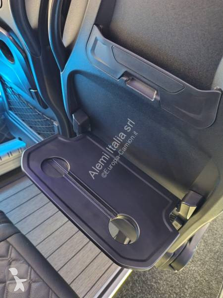 عربة نفعية Mercedes