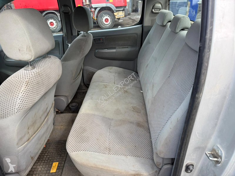 عربة نفعية Toyota Pick-Up Truck - 4x4 4WD -...