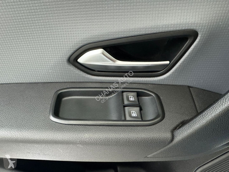 عربة نفعية Renault 1.5 BLUE DCI 95 CONFORT