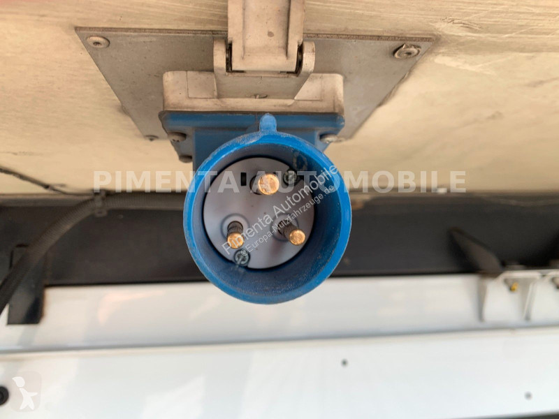 Mercedes 517/37 3,5t TK KOFFER -20° AUT BPM...