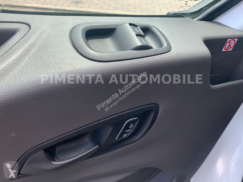Samochód dostawczy Ford 2.0 TDCI...