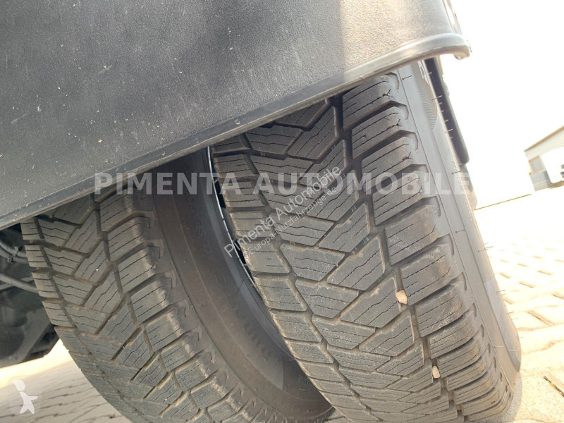 Furgoneta Iveco 70C18H PRITSCHE SIEBD KISTE...
