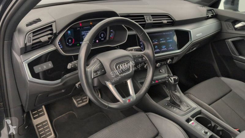 Audi Q3 Transporter