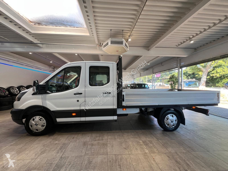 عربة نفعية Ford TDI Maxi DoKa...