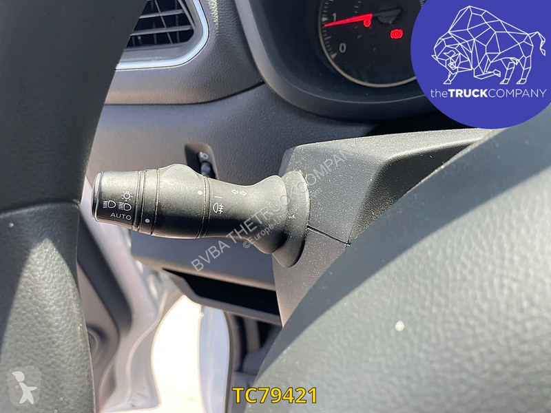 Furgoneta Renault 2.3 DCI KOFFER MET LAADBRUG
