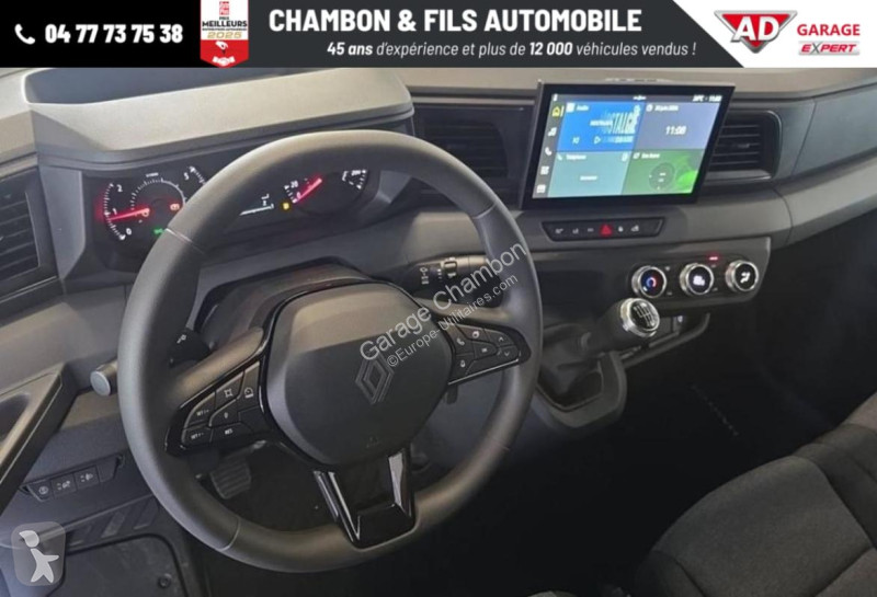 عربة نفعية Renault Fourgon BLUE DCI 150 L3H2...