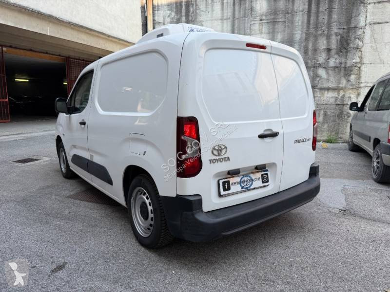 Furgoneta Toyota