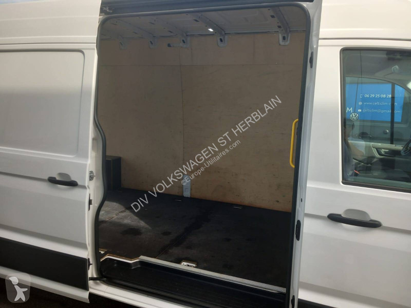 Комерційні автомобілі Volkswagen CRAFTER VAN 35...