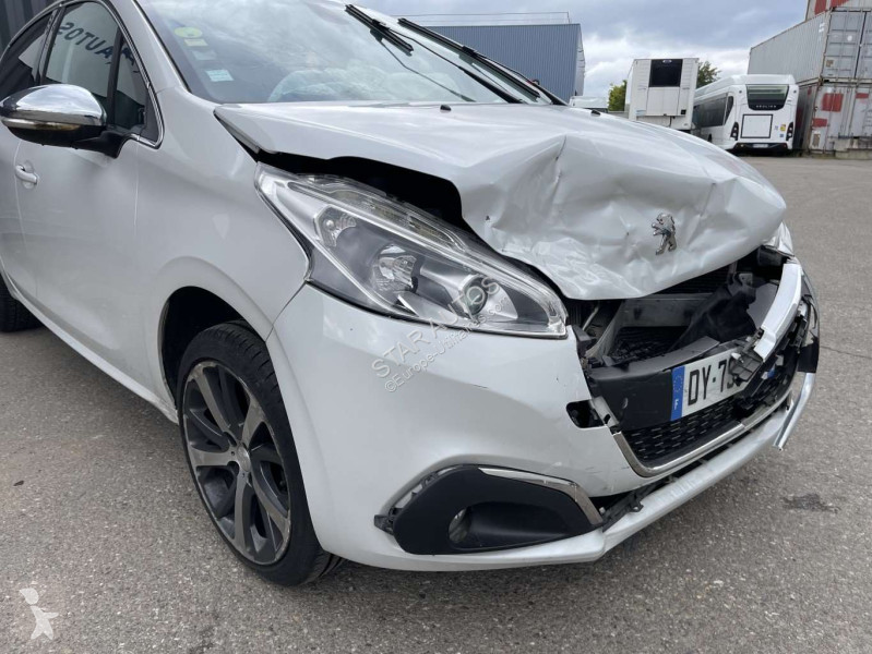 عربة نفعية Peugeot