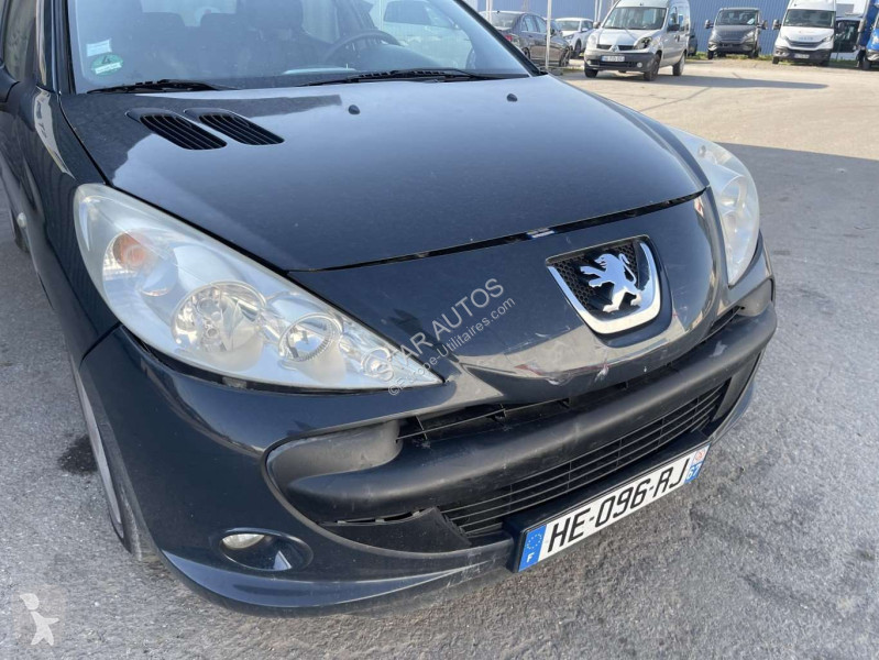 Véhicule utilitaire Peugeot