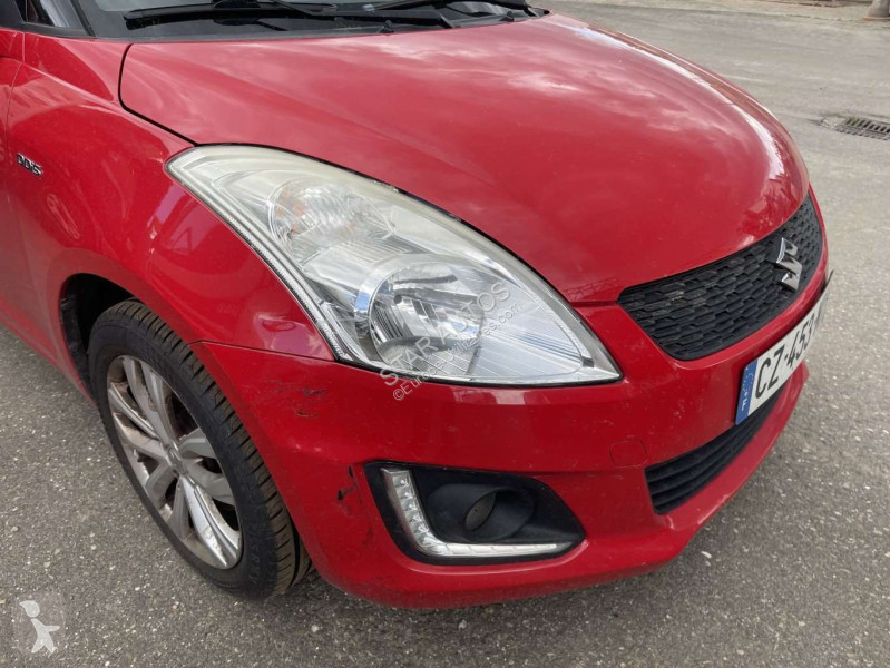 Samochód dostawczy Suzuki