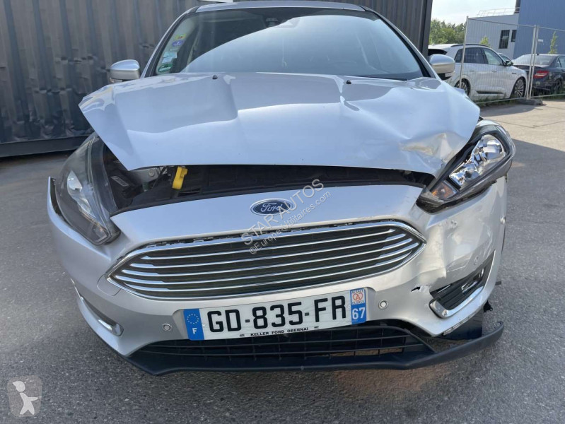 Véhicule utilitaire Ford