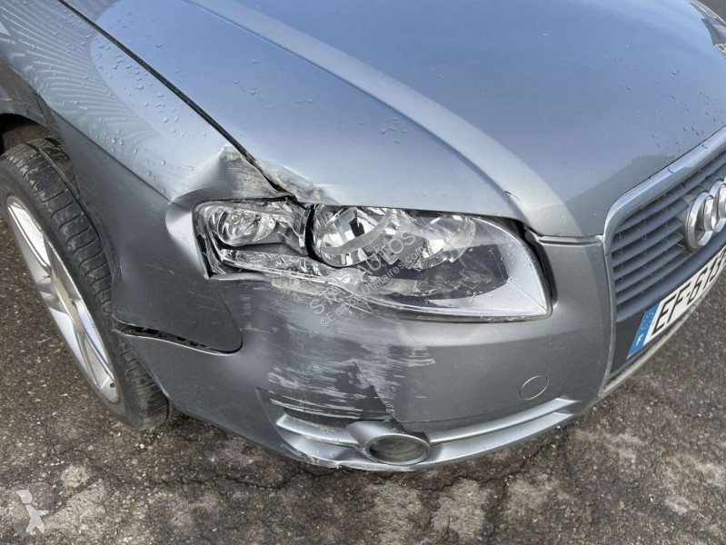 عربة نفعية Audi