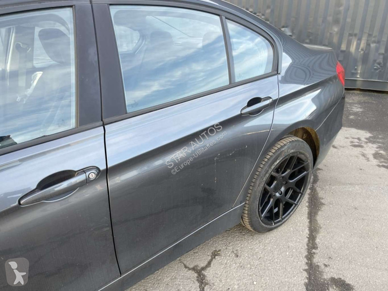 عربة نفعية BMW