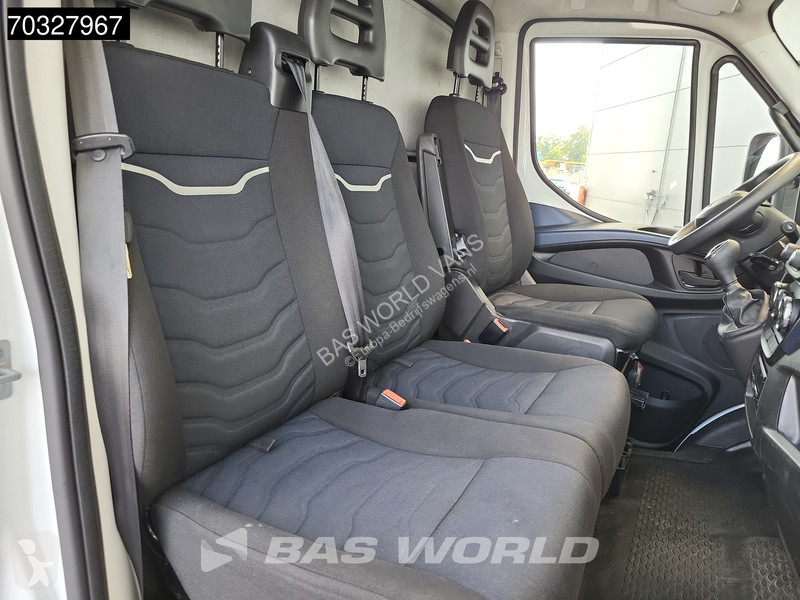 Furgoneta Iveco 72C18 3.0L Automaat Bakwagen...