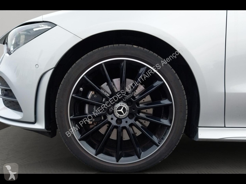 Samochód dostawczy Mercedes CLA Shooting Brake...