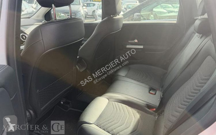 Furgoneta Mercedes