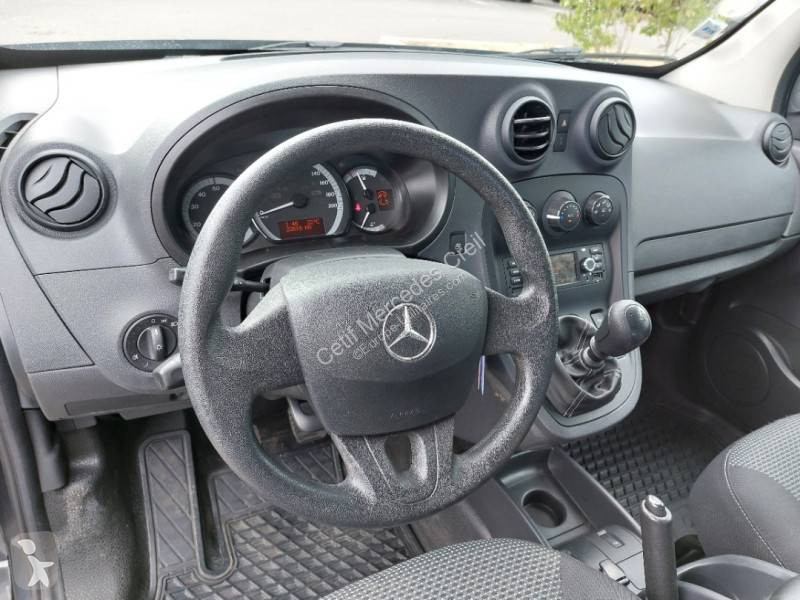 Furgoneta Mercedes