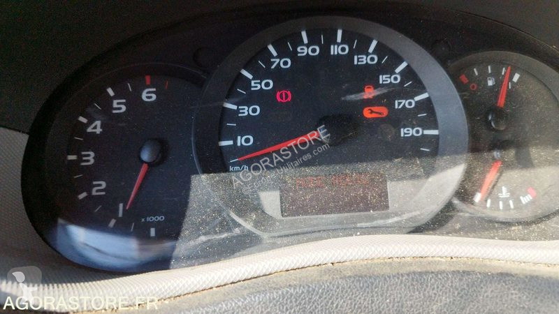 عربة نفعية Renault MASTER