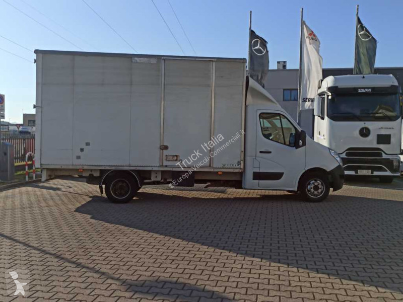 Véhicule utilitaire Renault III - master T35...