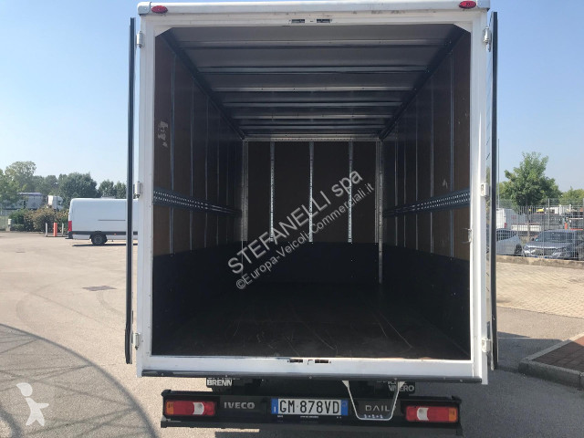 عربة نفعية Iveco DAILY 35C14H BOX