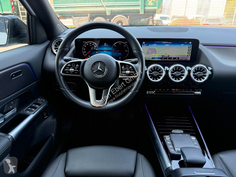 Mercedes EQA 300 4M...