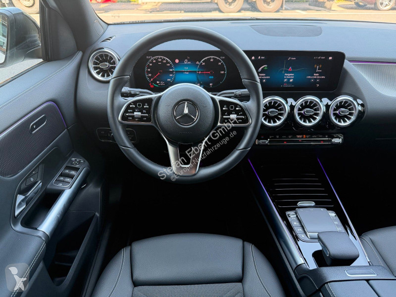 Mercedes EQA 300 4M...