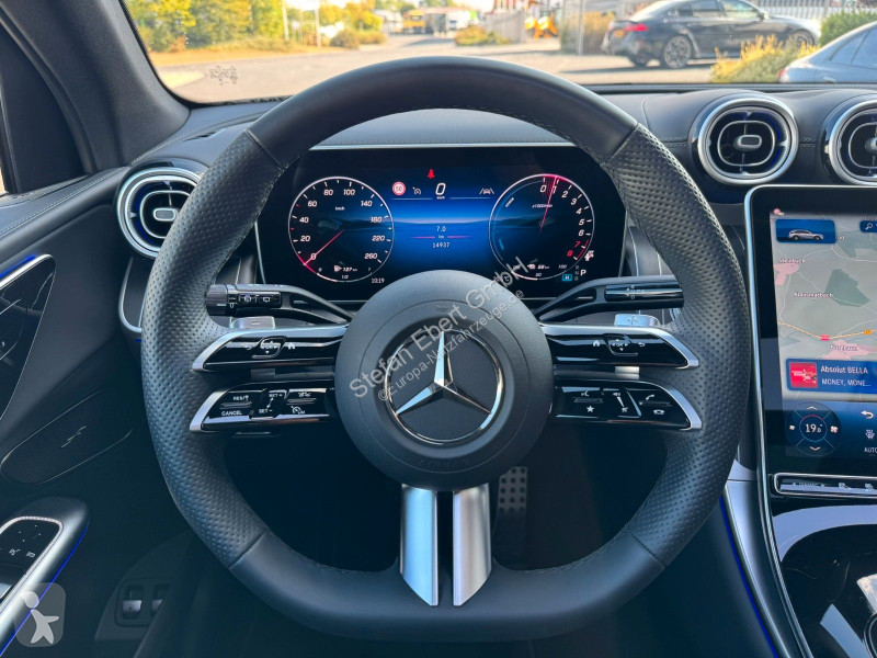 Véhicule utilitaire Mercedes 300e 4M...