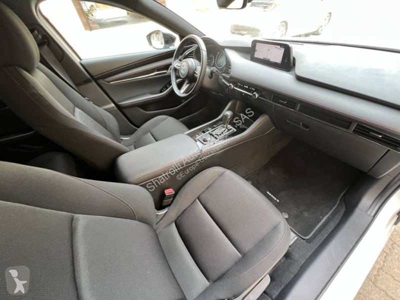 Samochód dostawczy Mazda (4) E-Skyactiv X...