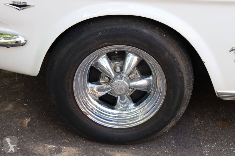 Furgoneta Ford V8