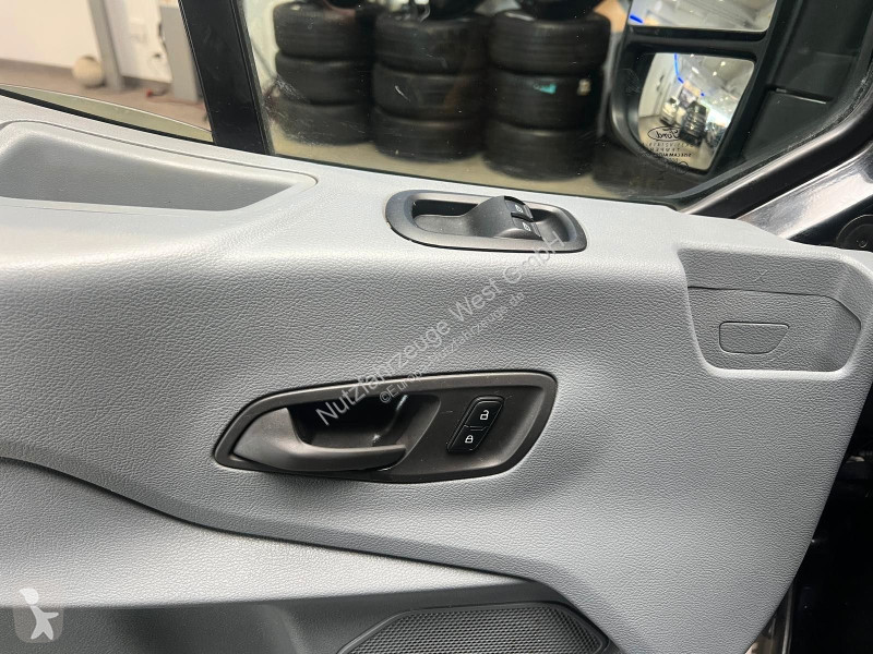Samochód dostawczy Ford Maxi DoKa Pritsche...