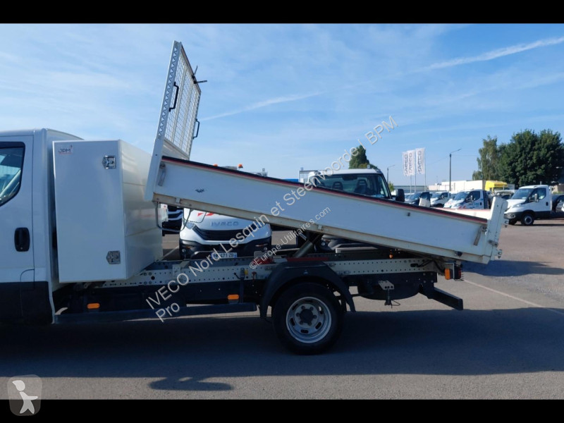 Véhicule utilitaire Iveco CCb 35C16H3.0...