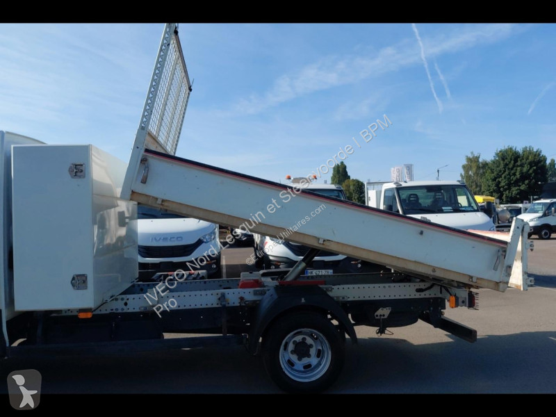 عربة نفعية Iveco CCb 35C16H3.0 empt 3750 BENNE...