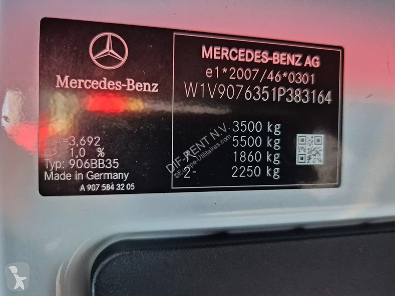 عربة نفعية Mercedes 319 CDI L3 V6
