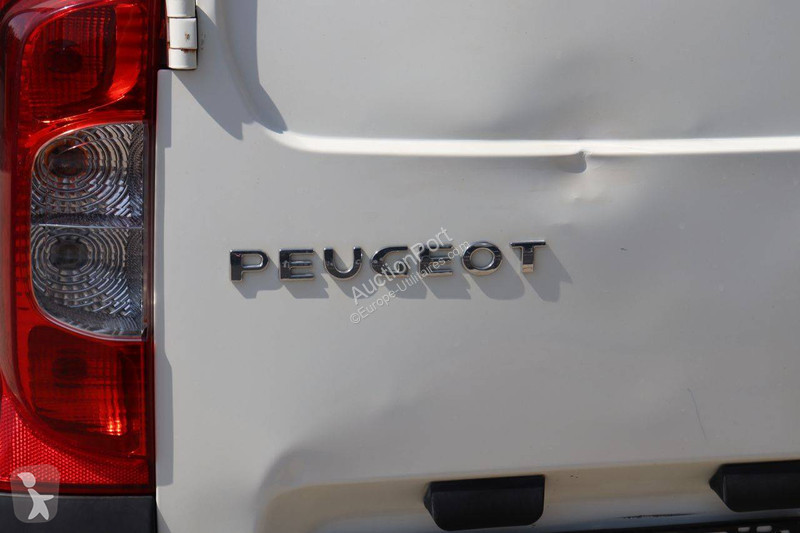 Véhicule utilitaire Peugeot