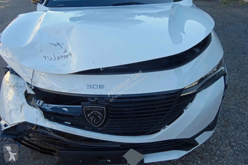 عربة نفعية Peugeot BREAK 1,5 HDI 131